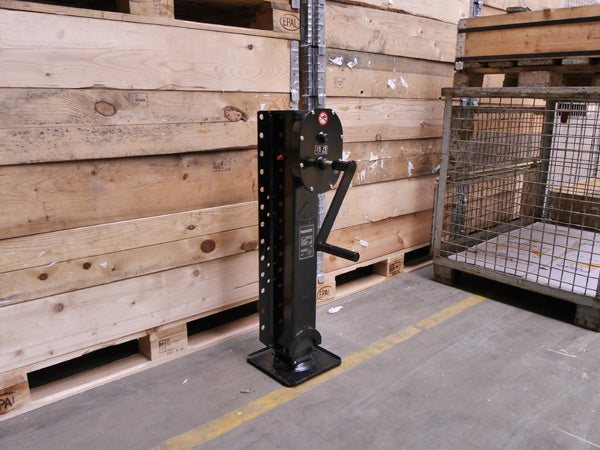 Spindle support f. tandem trailers