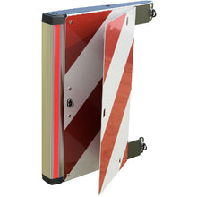 Hinged 3-pin extra-wide panel, rear left