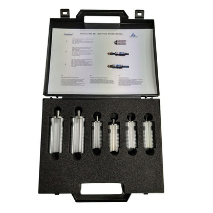 Metal dismantling tool set, in case