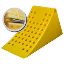 Plastic-wheel chock G 53/200, yellow, w/ anti-slip plate
